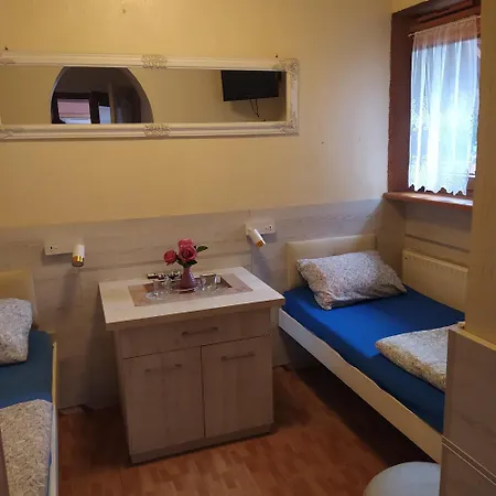 Klinkierowa Komnata Bed & Breakfast 3*