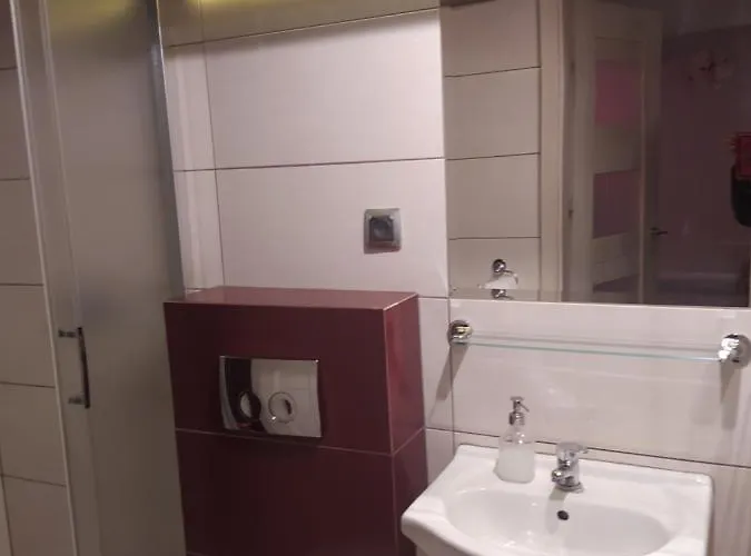 Klinkierowa Komnata Bed & Breakfast Gniezno